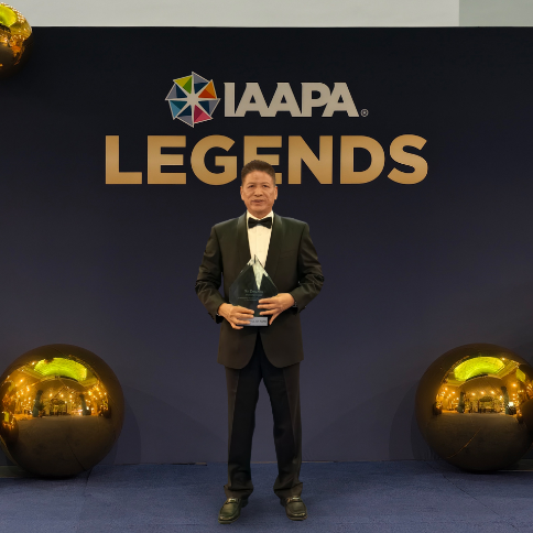【凤凰卫视】长隆集团董事长苏志刚入选IAAPA名人堂